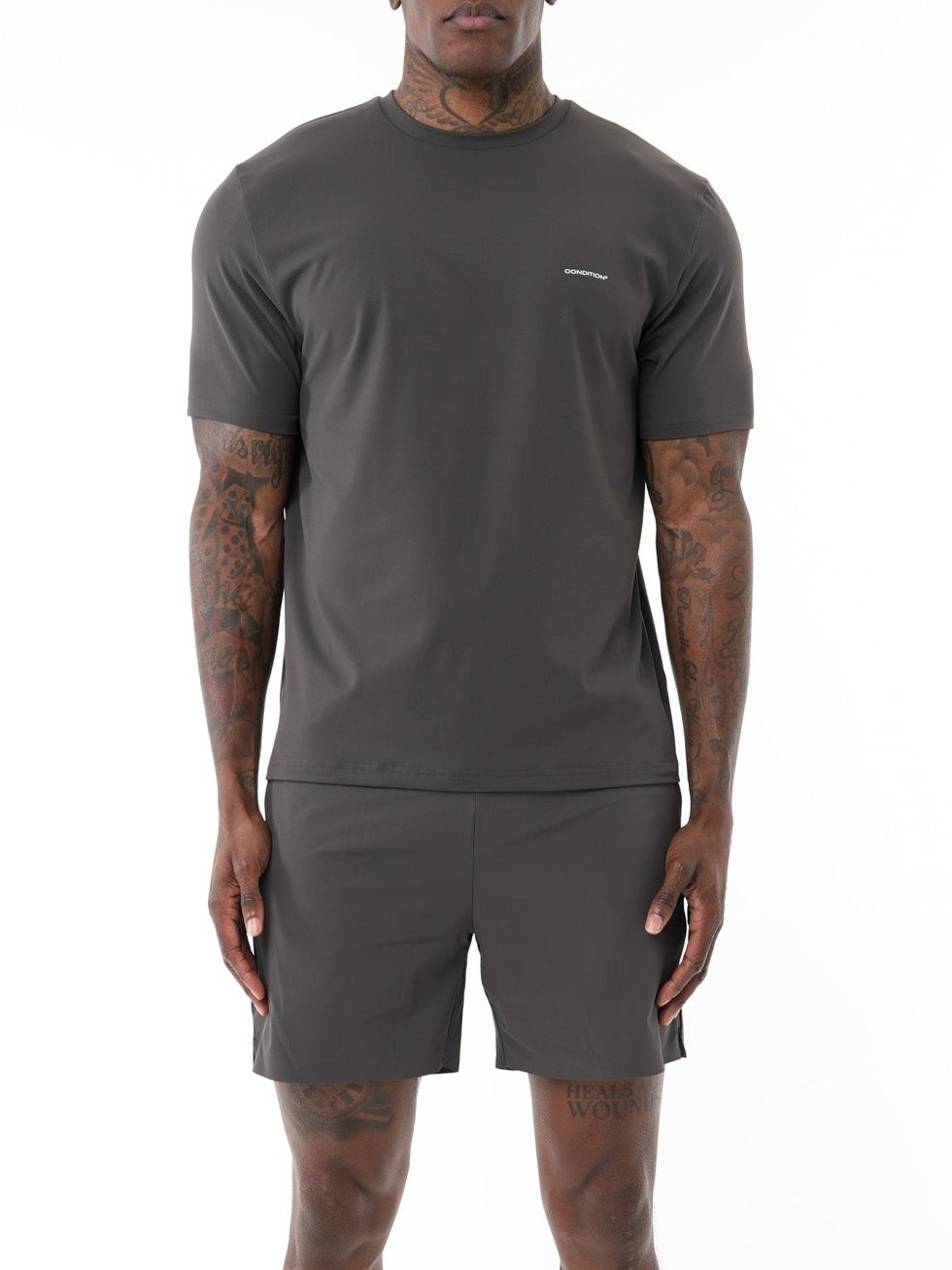 EVERYDAY T-SHIRT/TRAINING SHORT 5" SET - CHARCOAL