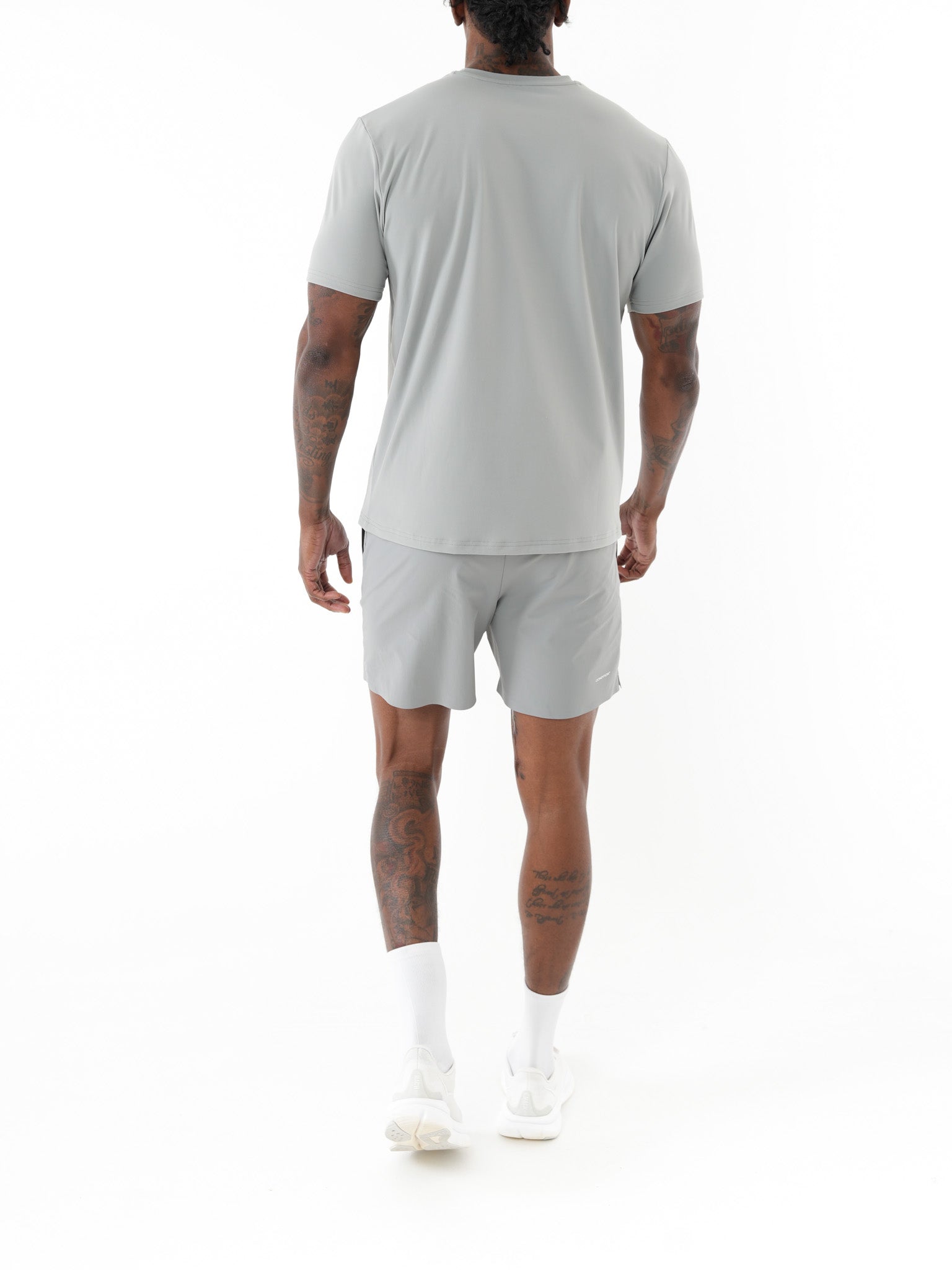 EVERYDAY TRAINING SHORT 5" - MID GREY