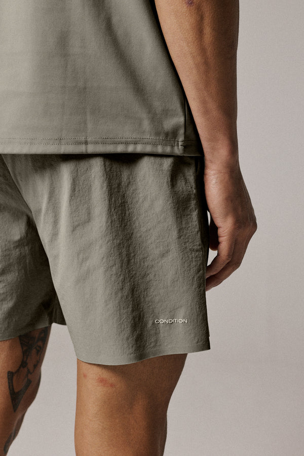 EVERYDAY TRAINING SHORT 7"