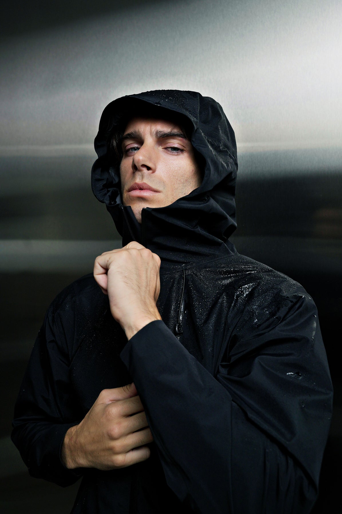 TECHNICAL WATERPROOF JACKET